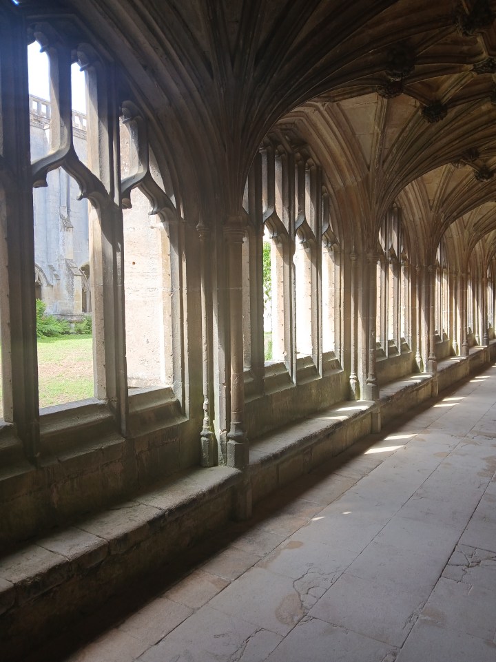 Return to England! Bath and Lacock&nbsp;Abbey